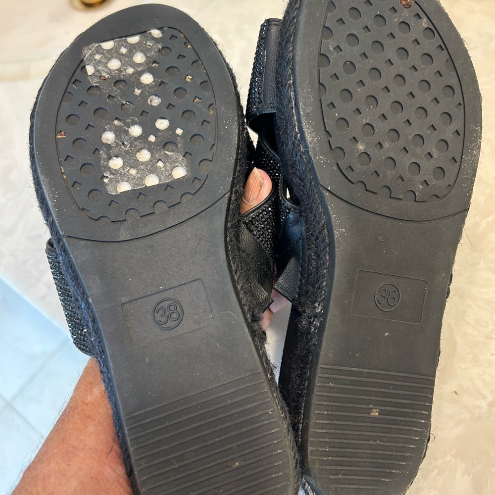Carvela Comfort Black Beaded Diamanté Slip On Sandals/Slides Size 38/US 7.5 - Picture 10 of 13